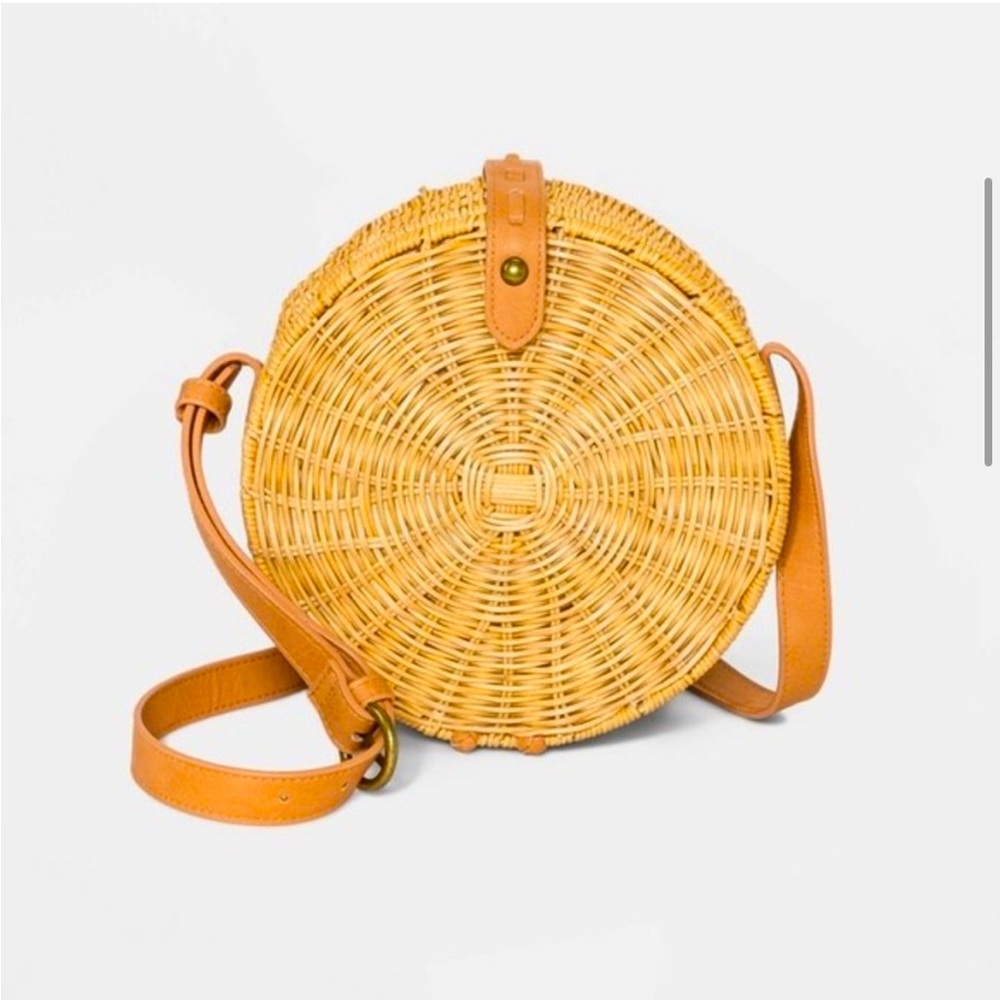 Universal Thread Rattan Crossbody